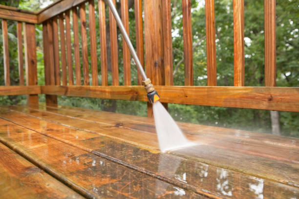 Fence Pressure Washing in Milford City, CT