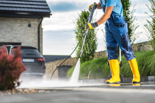 Best House Pressure Washing  in Milford City, CT