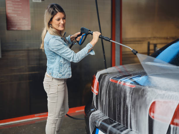 Best Concrete Pressure Washing  in Milford City, CT